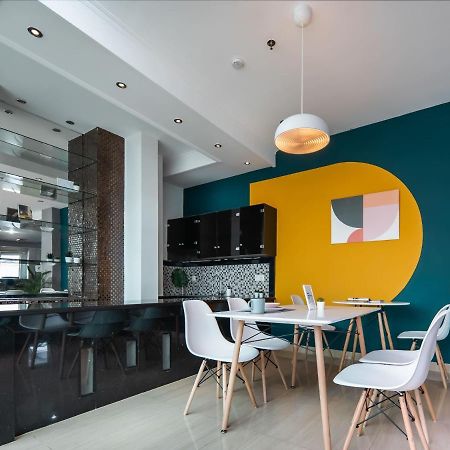 Aparthotel Cove Taman Jakarta Exteriér fotografie