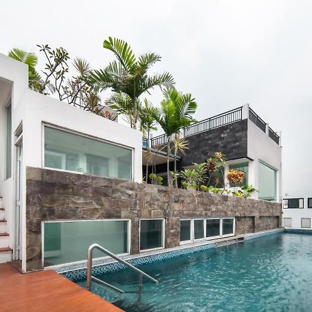 Aparthotel Cove Taman Jakarta Exteriér fotografie