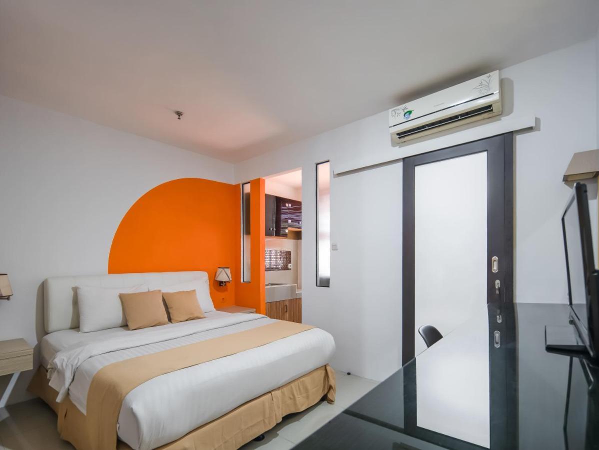 Aparthotel Cove Taman Jakarta Exteriér fotografie