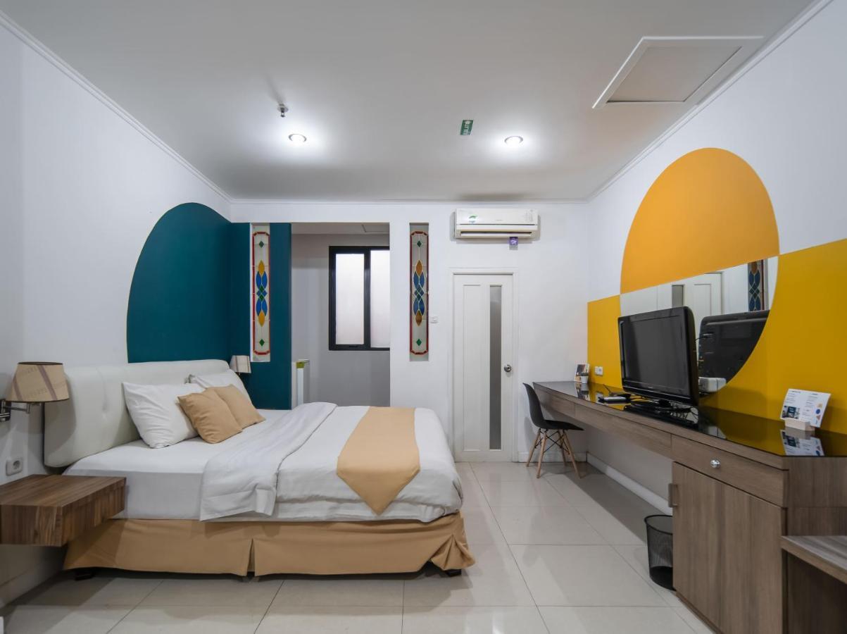 Aparthotel Cove Taman Jakarta Exteriér fotografie