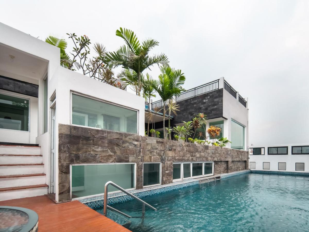 Aparthotel Cove Taman Jakarta Exteriér fotografie
